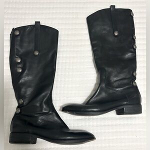 Arturo Chiang black riding boots. Womens size 9.5 in near perfect condition!